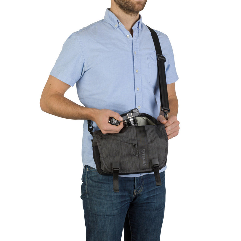 TENBA DNA 8 Messenger Bag